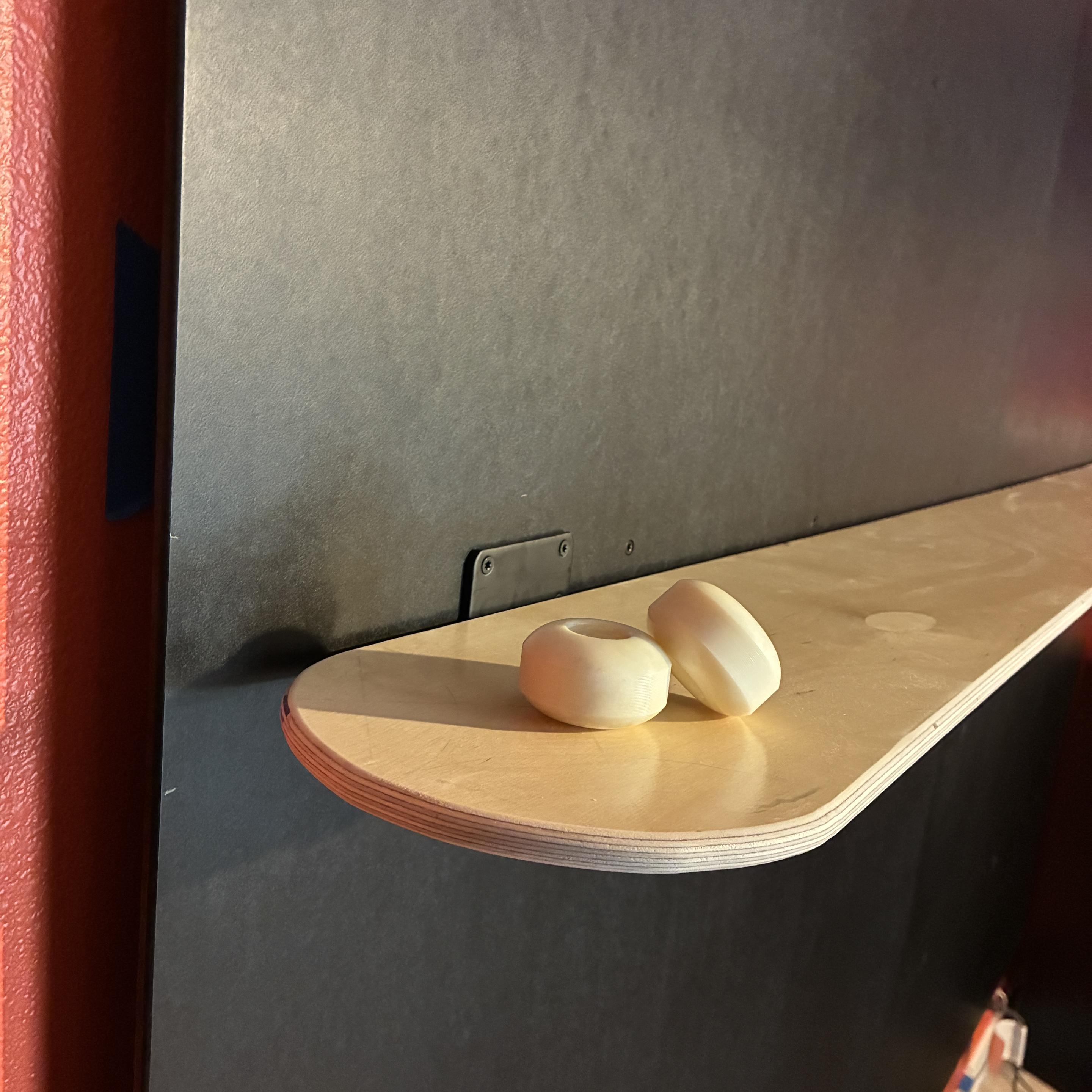 Okay shelving skate decks are done!